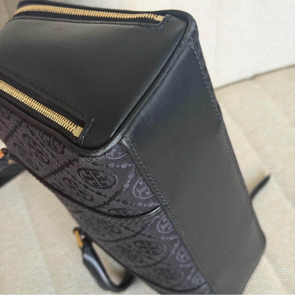 RARE Tory Burch Small T Monogram Marshmallow
Satchel Shoulder Bag Black - Picture 7 of 11